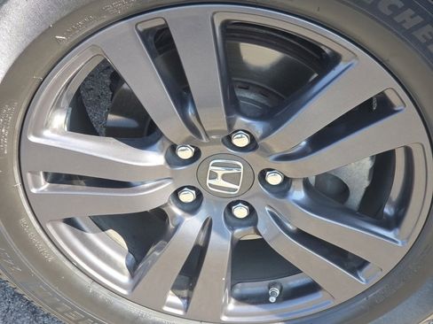 Used 2019 Honda Ridgeline Sport image 14