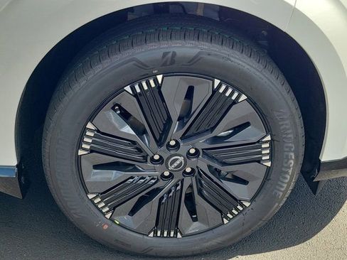 New 2026 Nissan Murano Platinum w/ Cargo Package AWD/4WD image 3