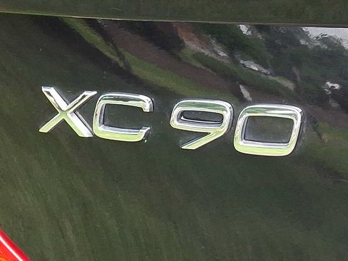 Used 2024 Volvo XC90 B6 Ultimate w/ Protection Package Premier AWD/4WD image 29