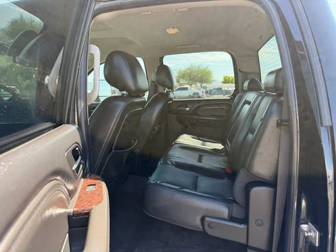 Used 2012 GMC Sierra 2500 Denali w/ Suspension Package, Off-Road AWD/4WD image 21
