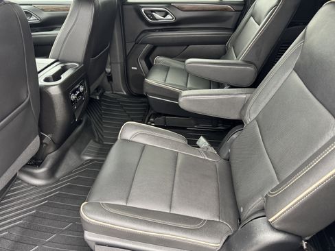 Certified 2023 Chevrolet Suburban Premier image 15