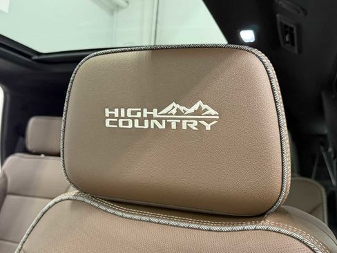 Used 2023 Chevrolet Tahoe High Country image 16