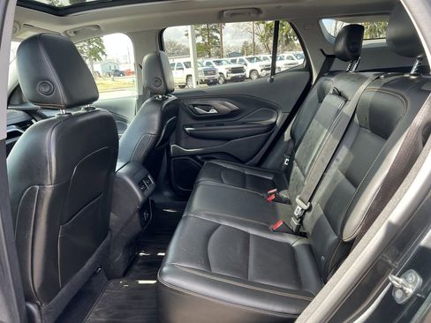 Used 2018 GMC Terrain SLT w/ Preferred Package AWD/4WD image 18