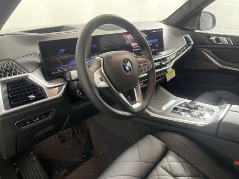 Certified 2024 BMW X7 xDrive40i w/ Premium Package AWD/4WD image 14