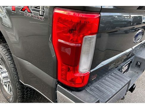 Used 2019 Ford F350 Lariat w/ Lariat Value Package image 23