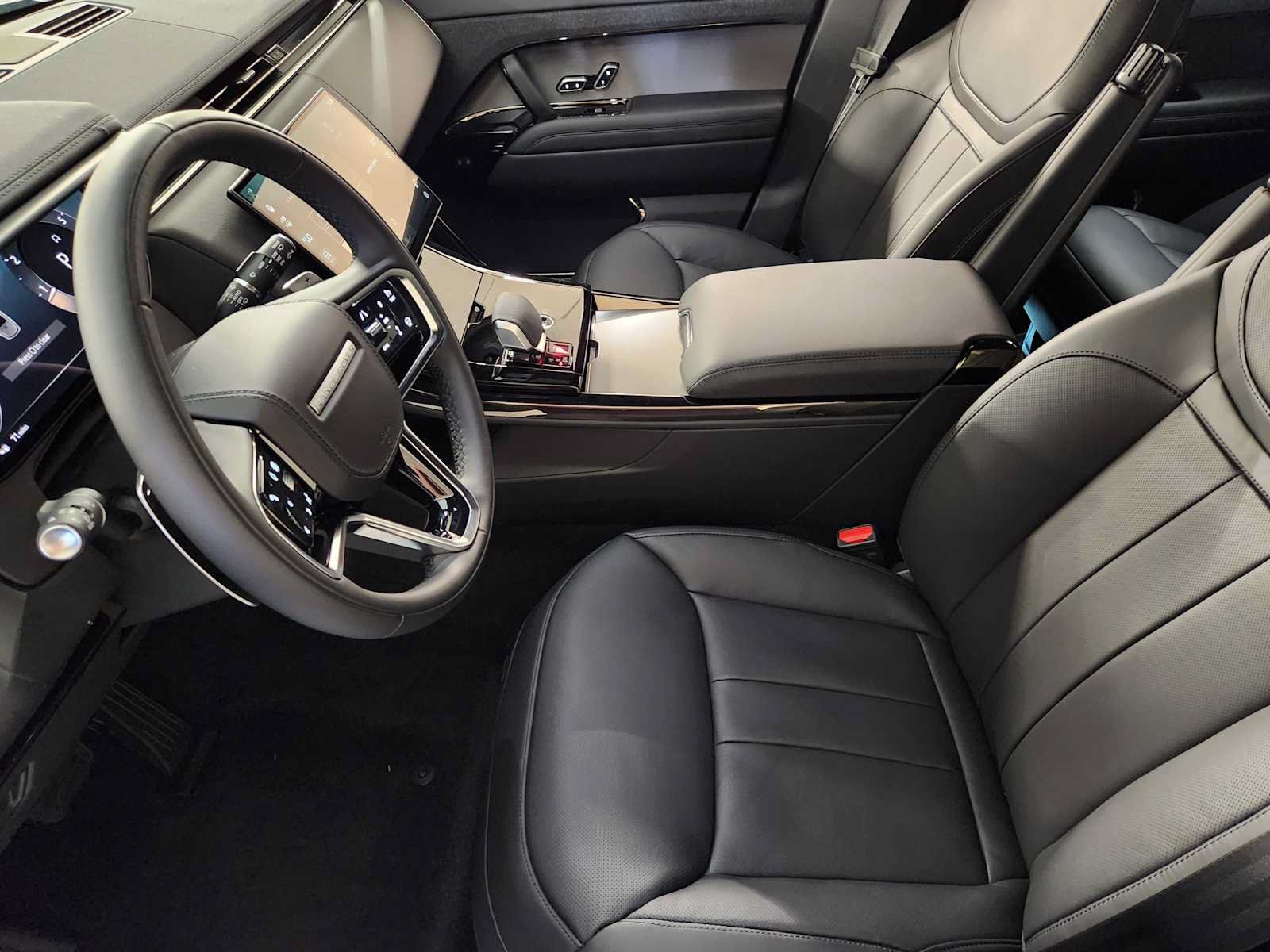 New 2027 Land Rover Range Rover Sport SE AWD/4WD image 14