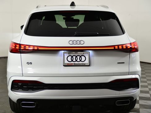 New 2025 Audi Q5 Premium Plus image 8