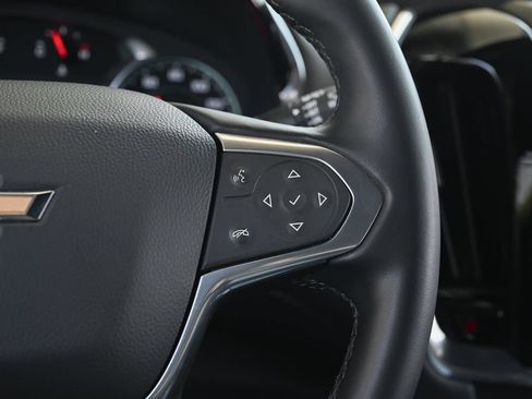 Used 2023 Chevrolet Traverse LT FWD image 25