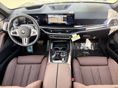 New 2026 BMW X7 M60i w/ Executive Package AWD/4WD image 14