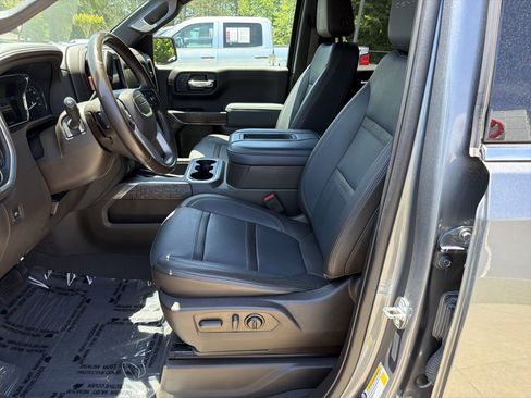 Used 2022 GMC Sierra 1500 Denali w/ Denali Premium Package AWD/4WD image 9