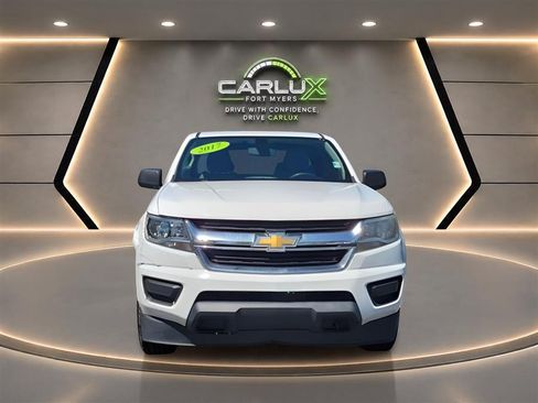 Used 2017 Chevrolet Colorado W/T w/ WT Convenience Package RWD image 2