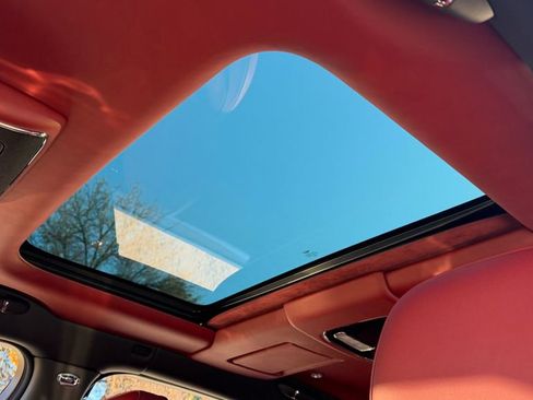 Used 2019 Bentley Mulsanne image 24