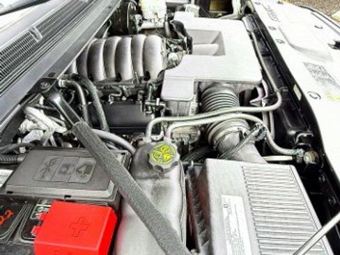 Used 2019 GMC Yukon XL Denali w/ Open Road Package image 36