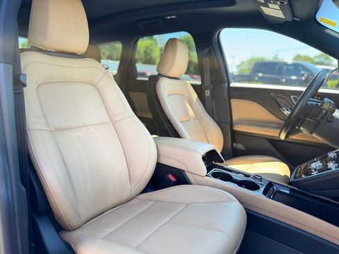 Used 2021 Lincoln Corsair Reserve w/ Equipment Group 201A AWD/4WD image 12