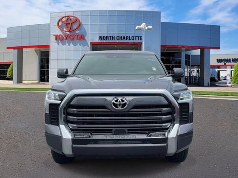 Used 2025 Toyota Tundra Limited AWD/4WD image 3