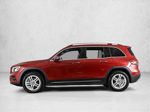 Certified 2021 Mercedes-Benz GLB 250 4MATIC image 9