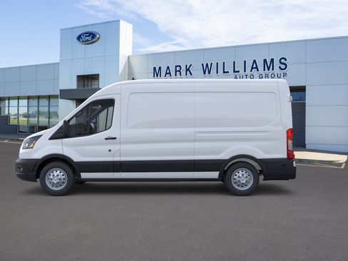 New 2026 Ford Transit 250 148 Medium Roof RWD image 4