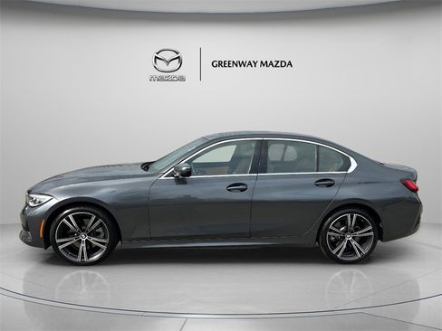 Used 2022 BMW 330i Sedan w/ Premium Package image 4