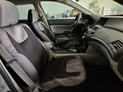 Used 2010 Honda Accord LX-P image 15