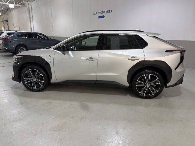 Used 2024 Toyota bZ4X AWD w/ Weather Package image 5