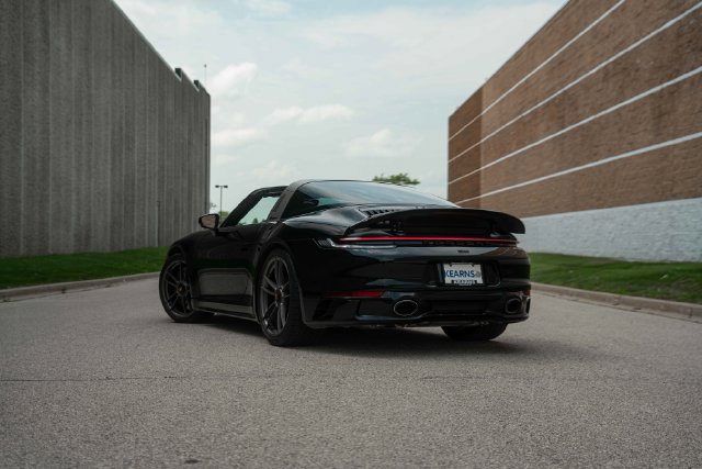 Used 2023 Porsche 911 50th Anniversary Edition AWD/4WD image 36