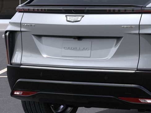 New 2026 Cadillac Lyriq Signature Luxury image 14