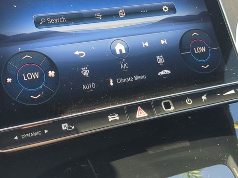 Certified 2025 Mercedes-Benz GLC 300 image 18