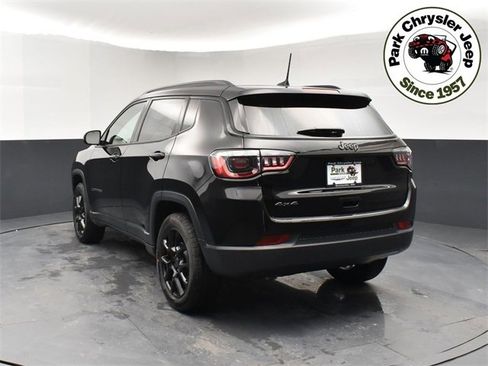 New 2026 Jeep Compass Latitude image 4