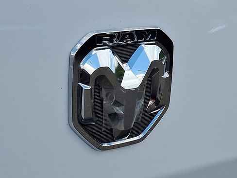 Used 2025 RAM ProMaster 2500 w/ Convenience Group FWD image 30