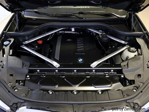 Used 2022 BMW X5 xDrive40i w/ Premium Package image 39