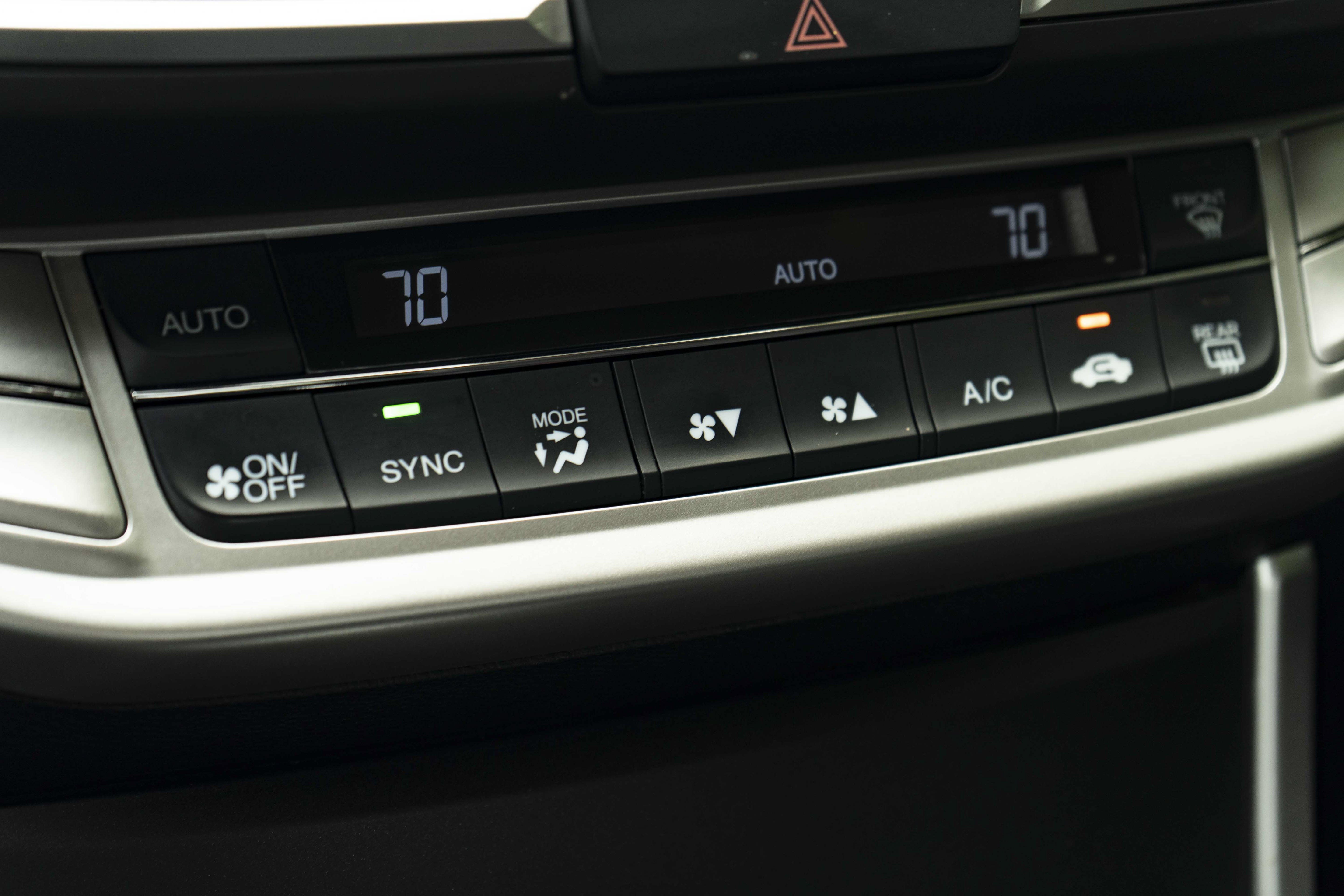 Used 2015 Honda Accord LX image 30