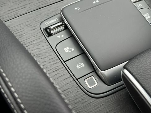 New 2026 Mercedes-Benz GLE 450 4MATIC image 40
