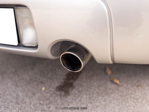 Used 2005 Chevrolet SSR w/ Preferred Equipment Group image 84