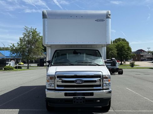 New 2026 Ford E-450 and Econoline 450 Super Duty w/ Power Equipment Group image 6