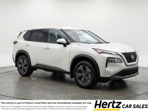 Used 2025 Nissan Rogue SV FWD image 1
