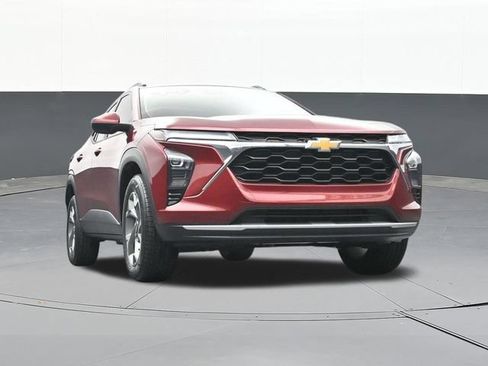 Used 2024 Chevrolet Trax LT w/ LT Convenience Package FWD image 51