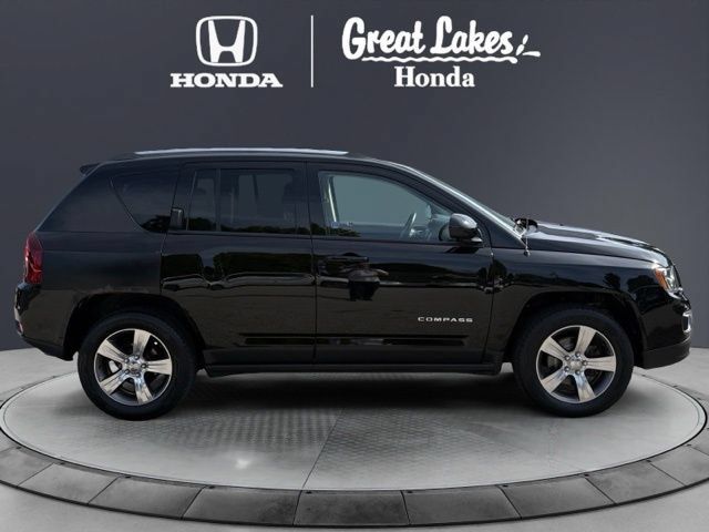 Used 2017 Jeep Compass High Altitude AWD/4WD image 7