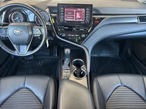 Certified 2023 Toyota Camry SE FWD image 3