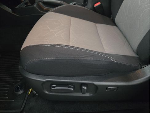 Used 2023 Toyota Tacoma TRD Sport w/ Technology Package RWD image 29
