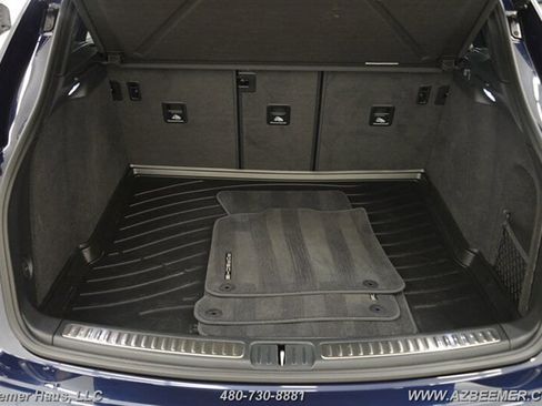 Used 2023 Porsche Macan image 41