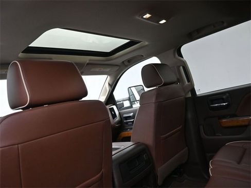 Used 2019 Chevrolet Silverado 2500 High Country w/ Duramax Plus Package image 19