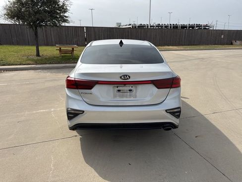 Used 2021 Kia Forte LXS image 13