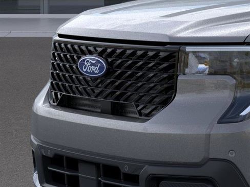 New 2026 Ford Maverick Lariat image 18