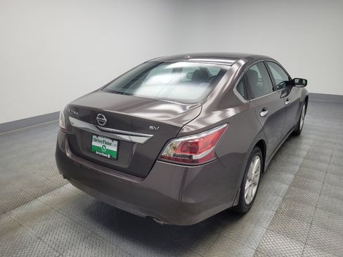 Used 2015 Nissan Altima 2.5 SV image 9