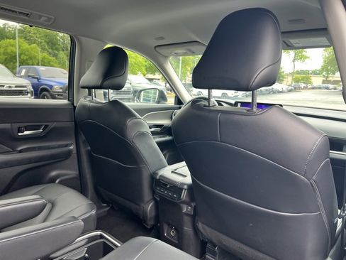 Used 2025 Toyota Grand Highlander FWD image 22