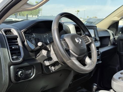 Used 2020 RAM 3500 Tradesman image 17