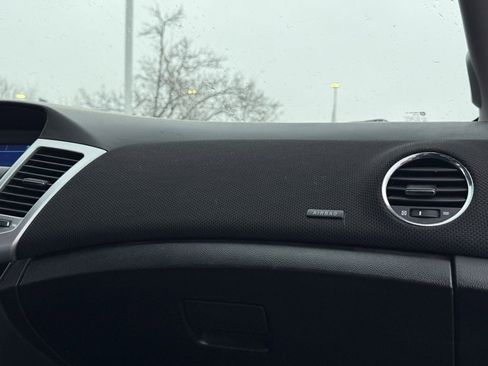Used 2011 Chevrolet Cruze LT image 28