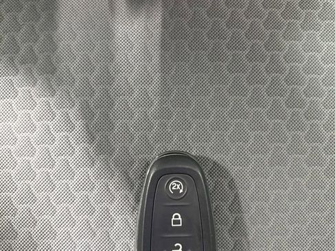 Used 2019 Ford Escape SE image 15