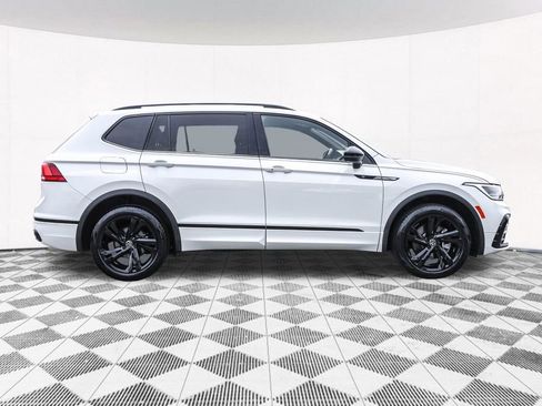 Used 2023 Volkswagen Tiguan SE R-Line AWD/4WD image 12