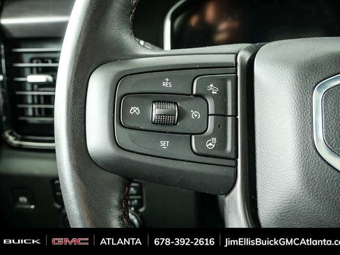 Used 2024 GMC Sierra 2500 AT4X image 12